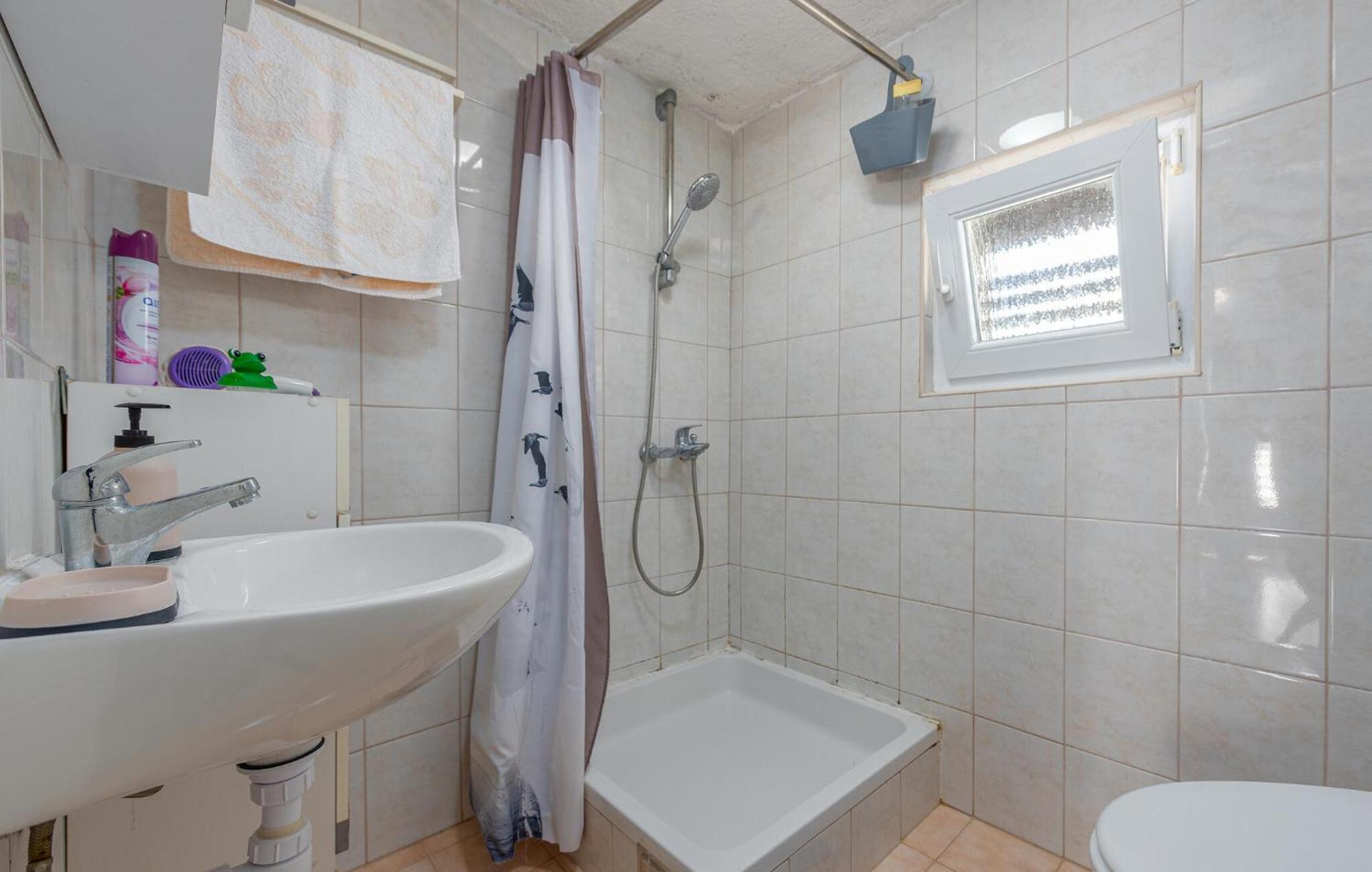 Nice Apartment In Potocnica With House Sea View Borovici Экстерьер фото