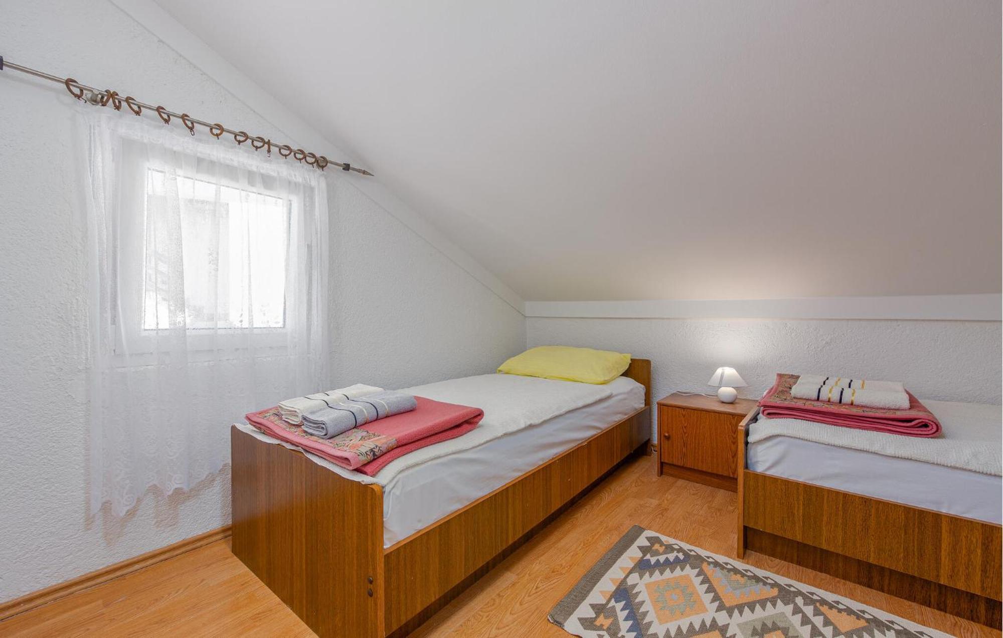 Nice Apartment In Potocnica With House Sea View Borovici Экстерьер фото
